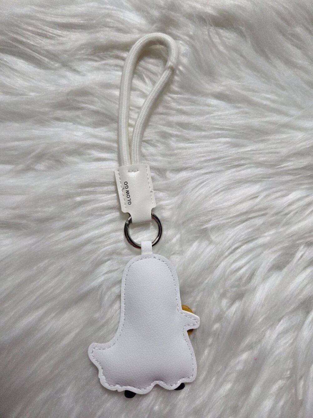Halloween Ghost Keychain - Picture 2 of 7